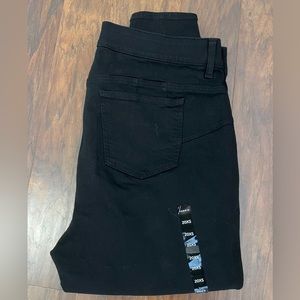 Torrid Bombshell Skinny Black Jeans - sz 20 extra short